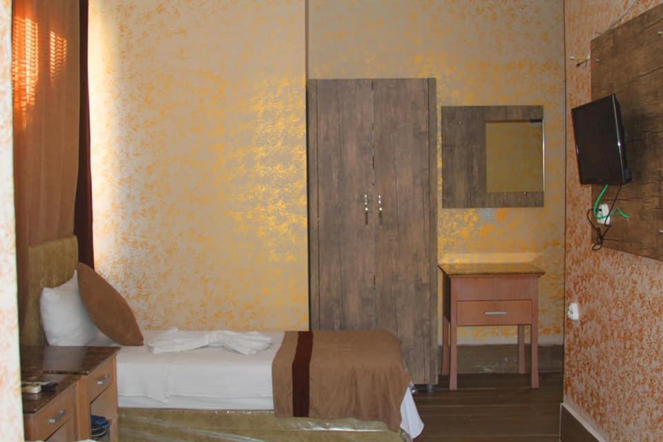 אנטליה Ozgur Hotel Isiklar מראה חיצוני תמונה